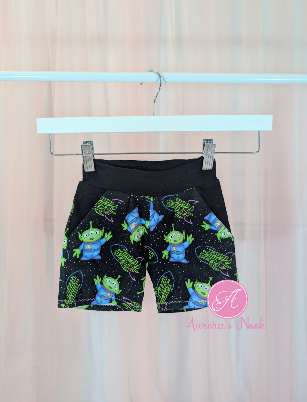 Alien Pocket Shorts